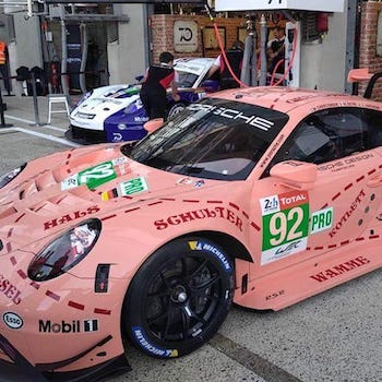 Retrolackierung für Porsche in Le Mans