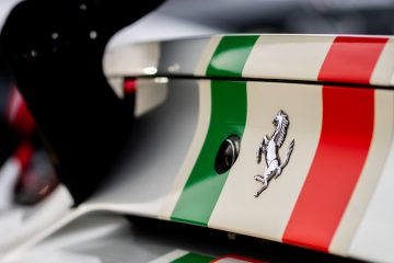 Ferrari steht beim Monza FP1 an der Spitze