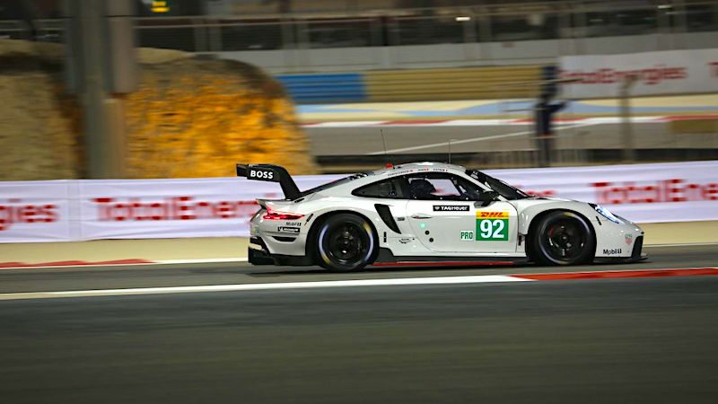 #92 Porsche 911 RSR during qualifying for the 8 Hours of Bahrain 2021